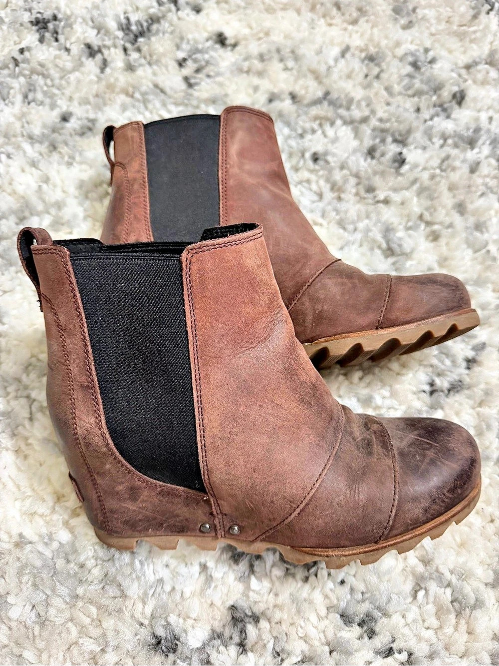 Sorel Joan of Arctic Wedge II Chelsea Boot Leather Brown US 9
